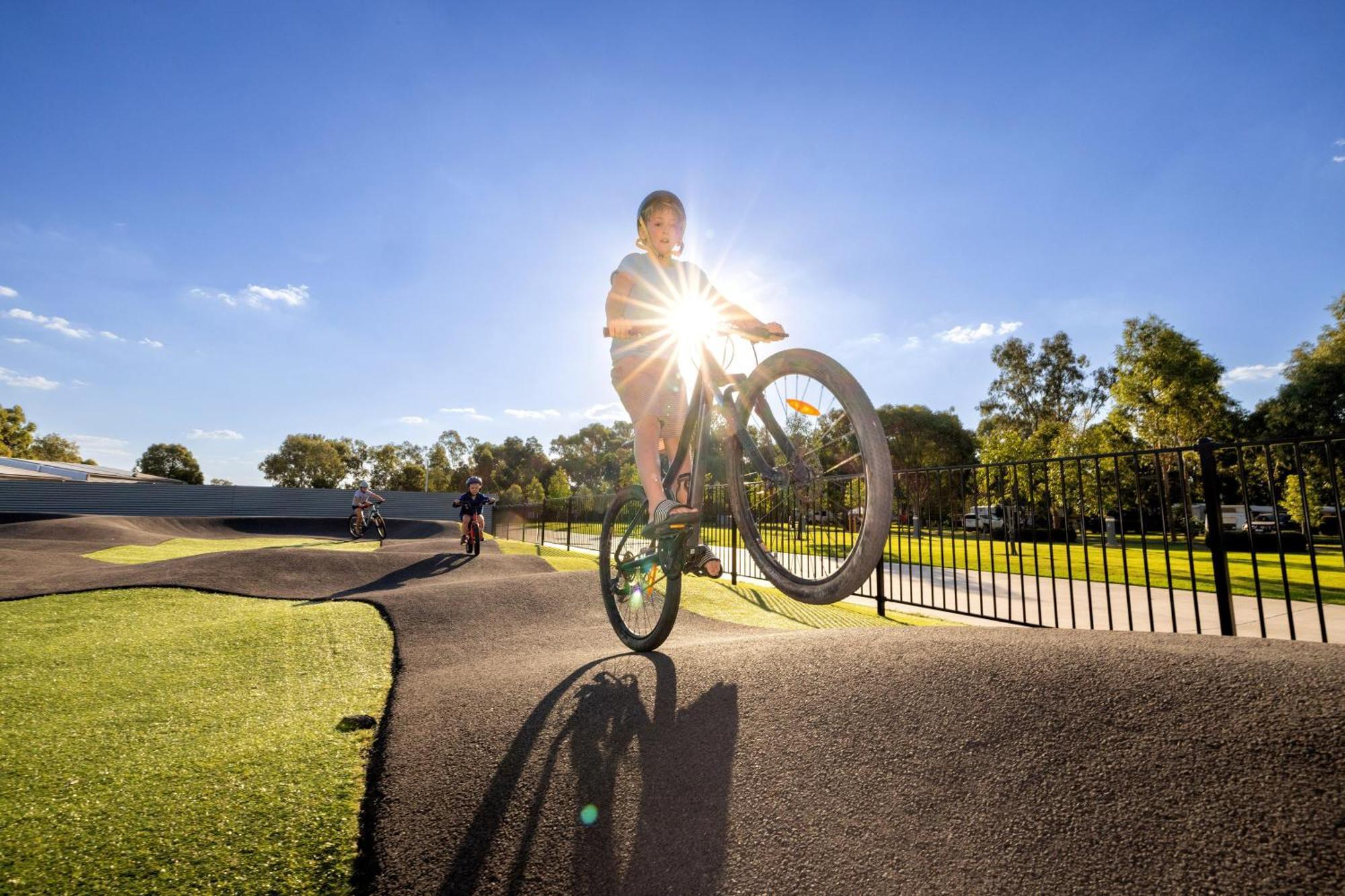 Big4 Deniliquin Holiday Park Zewnętrze zdjęcie